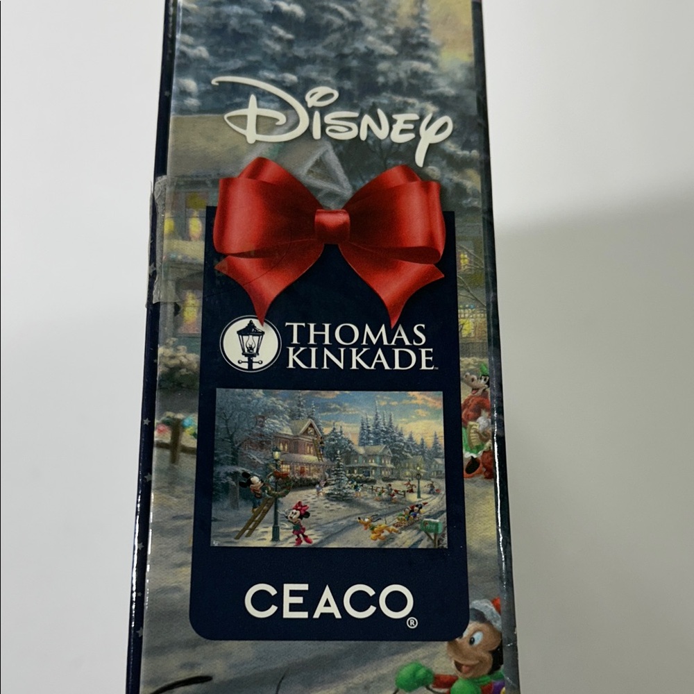 Disney Thomas Kinkade Festive Winter Puzzle - Red and Green - Picture 6 of 16
